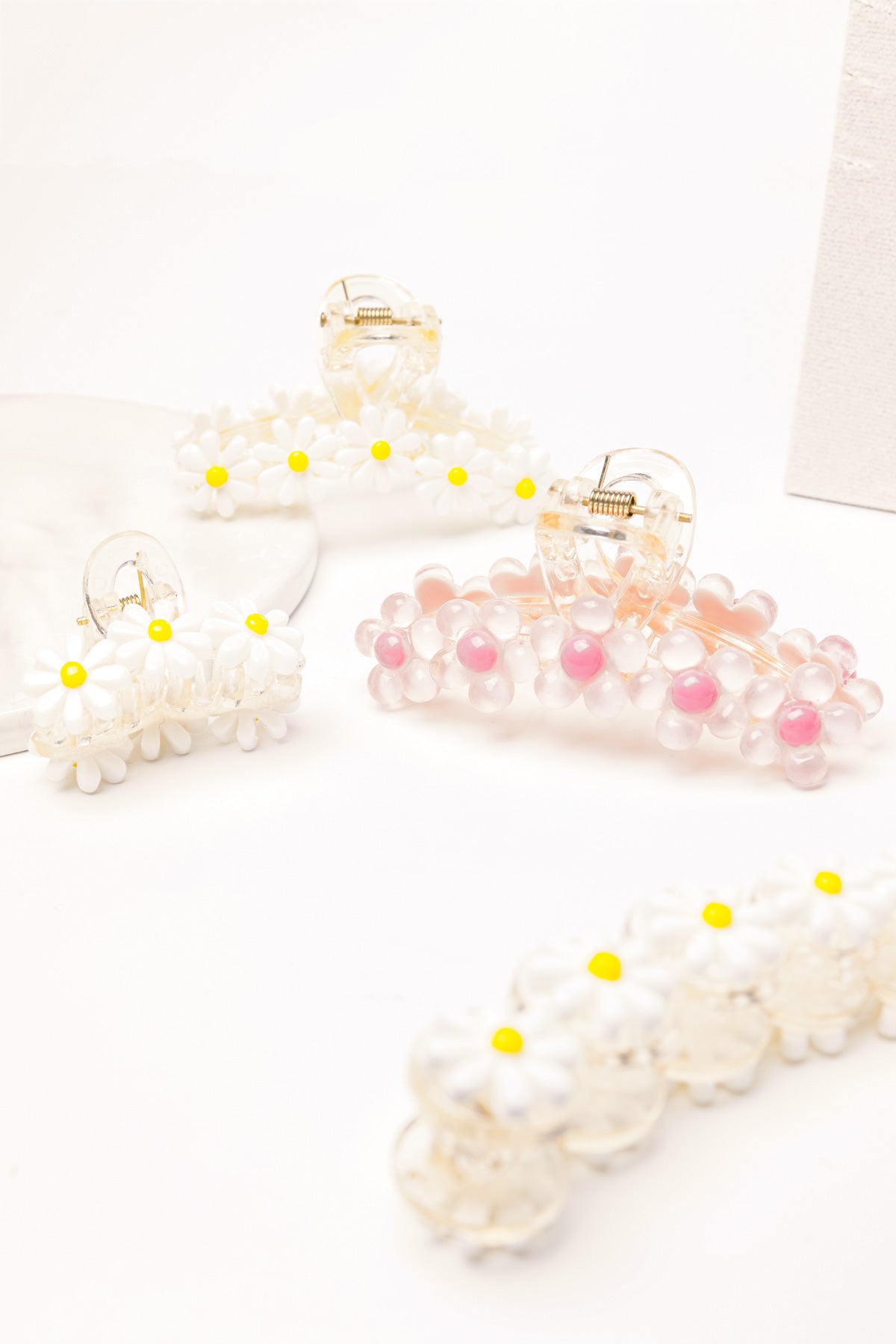 Fermaglio margherite bianche